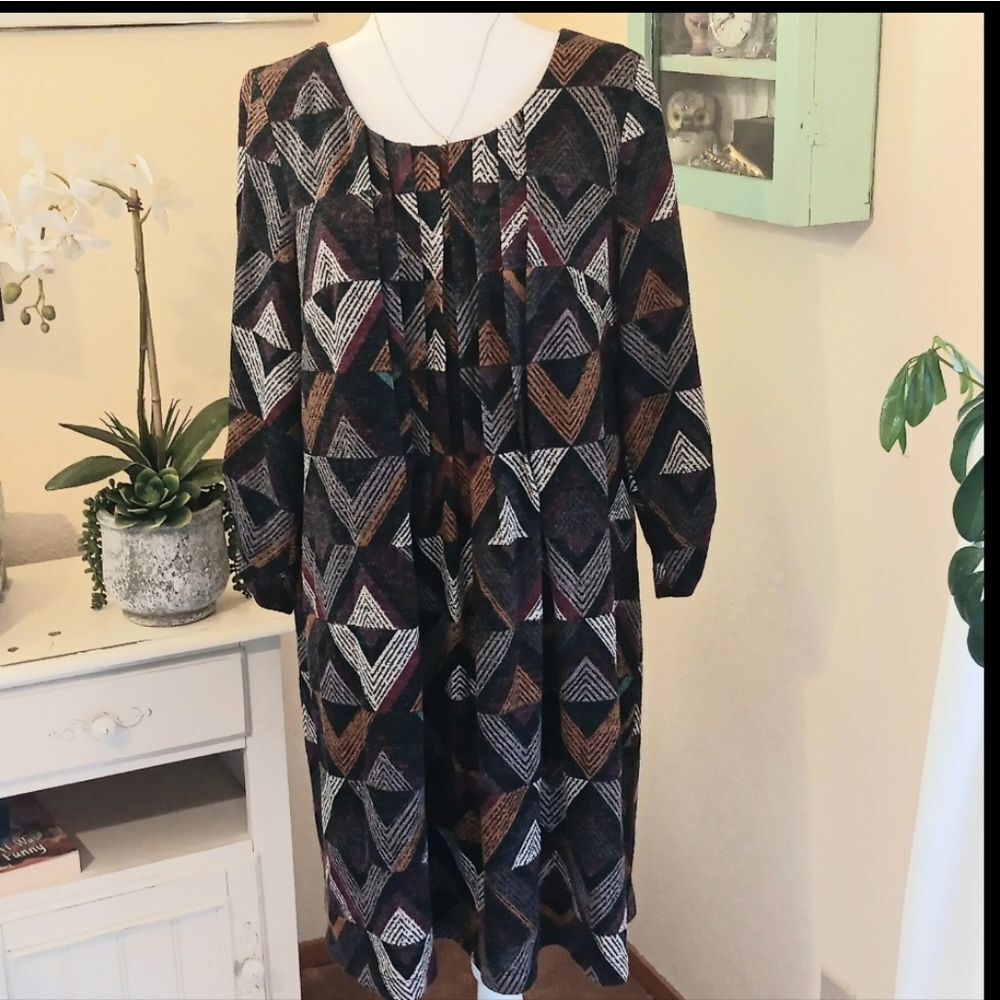 Perceptions Lovely Knit Dress. Geometric. Sweater Knit